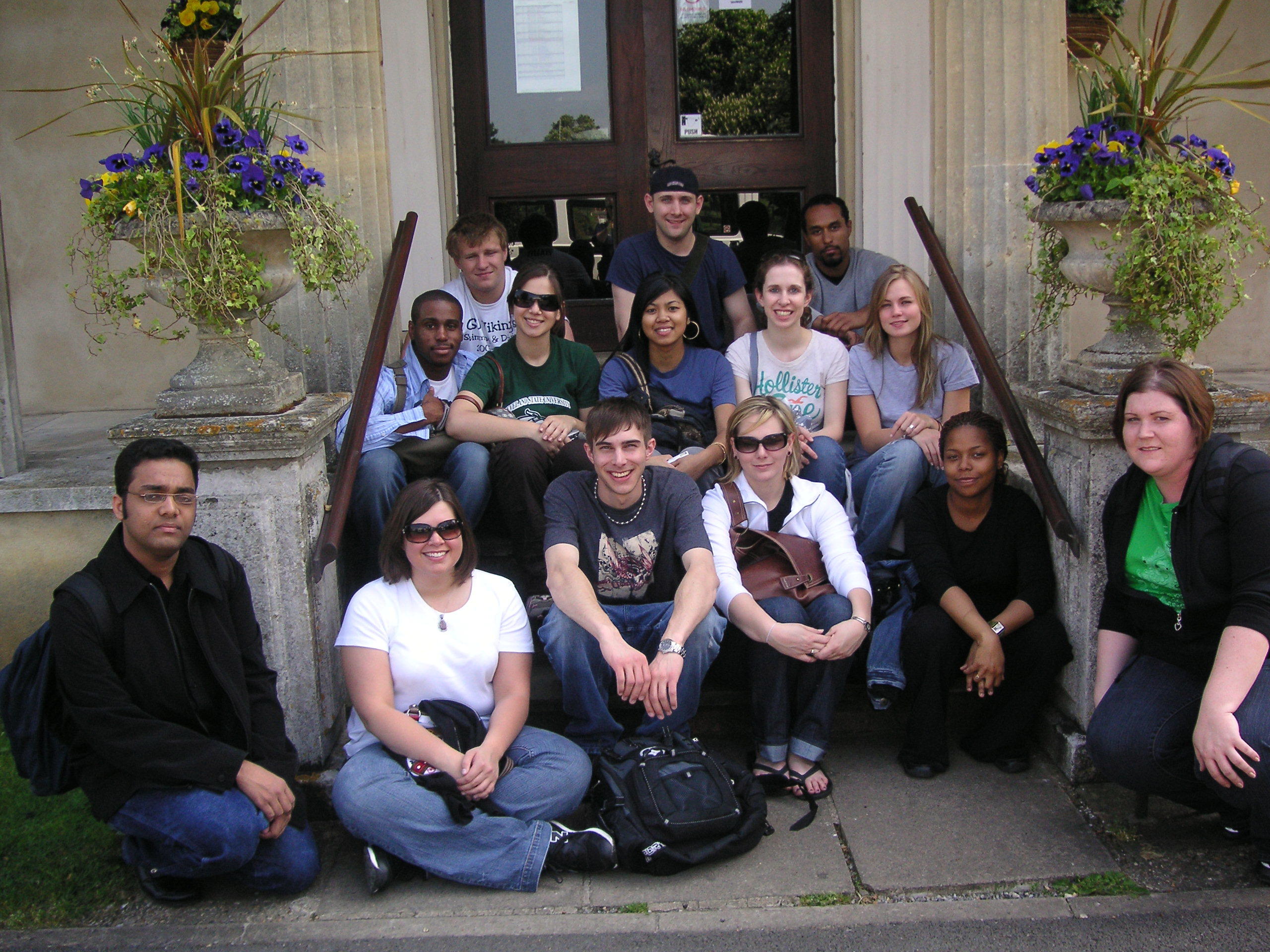 Fullbright group posing for a group photo