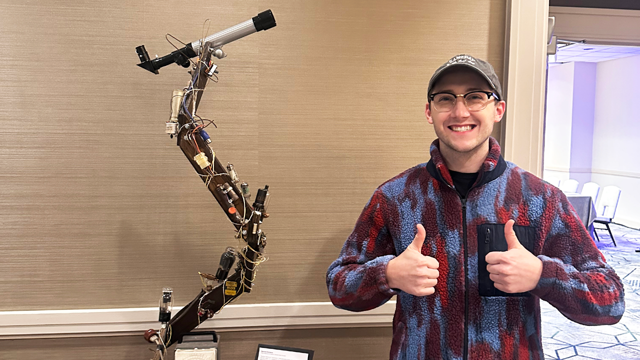 Josh Hoeflich wins top prize in Colorado